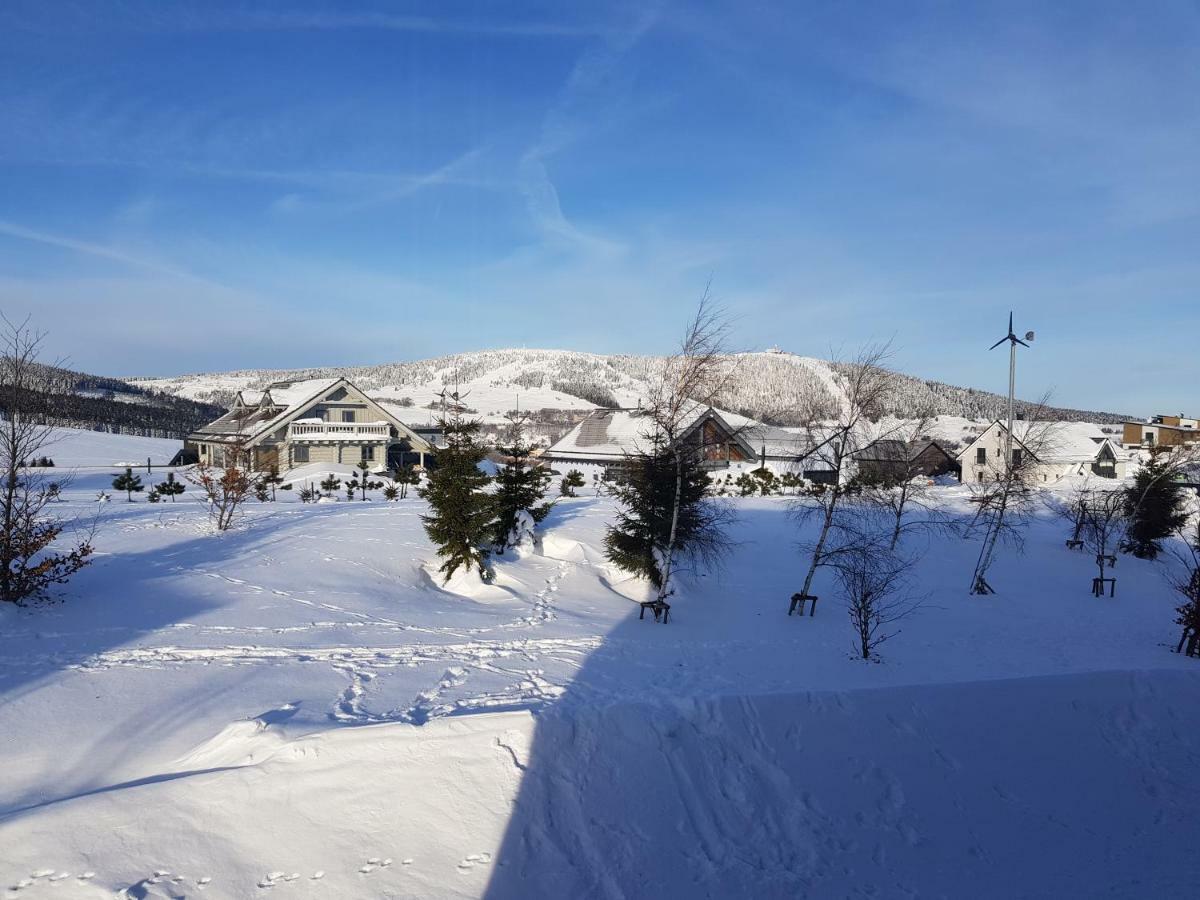Apartamento Loučná pod Klínovcem 120/3 Exterior foto